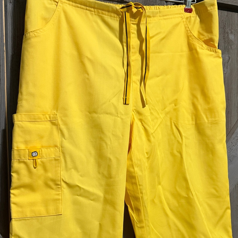 WonderWink Yellow Origins Modern Fit Scrub Pant - Picture 2 of 5